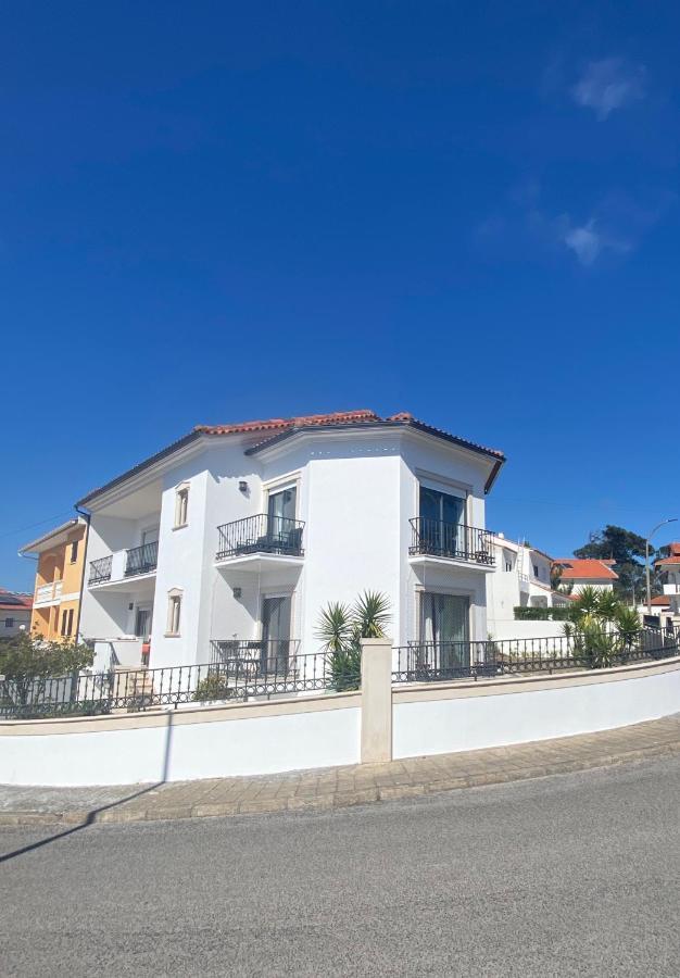Nazare Oasis Suites Экстерьер фото