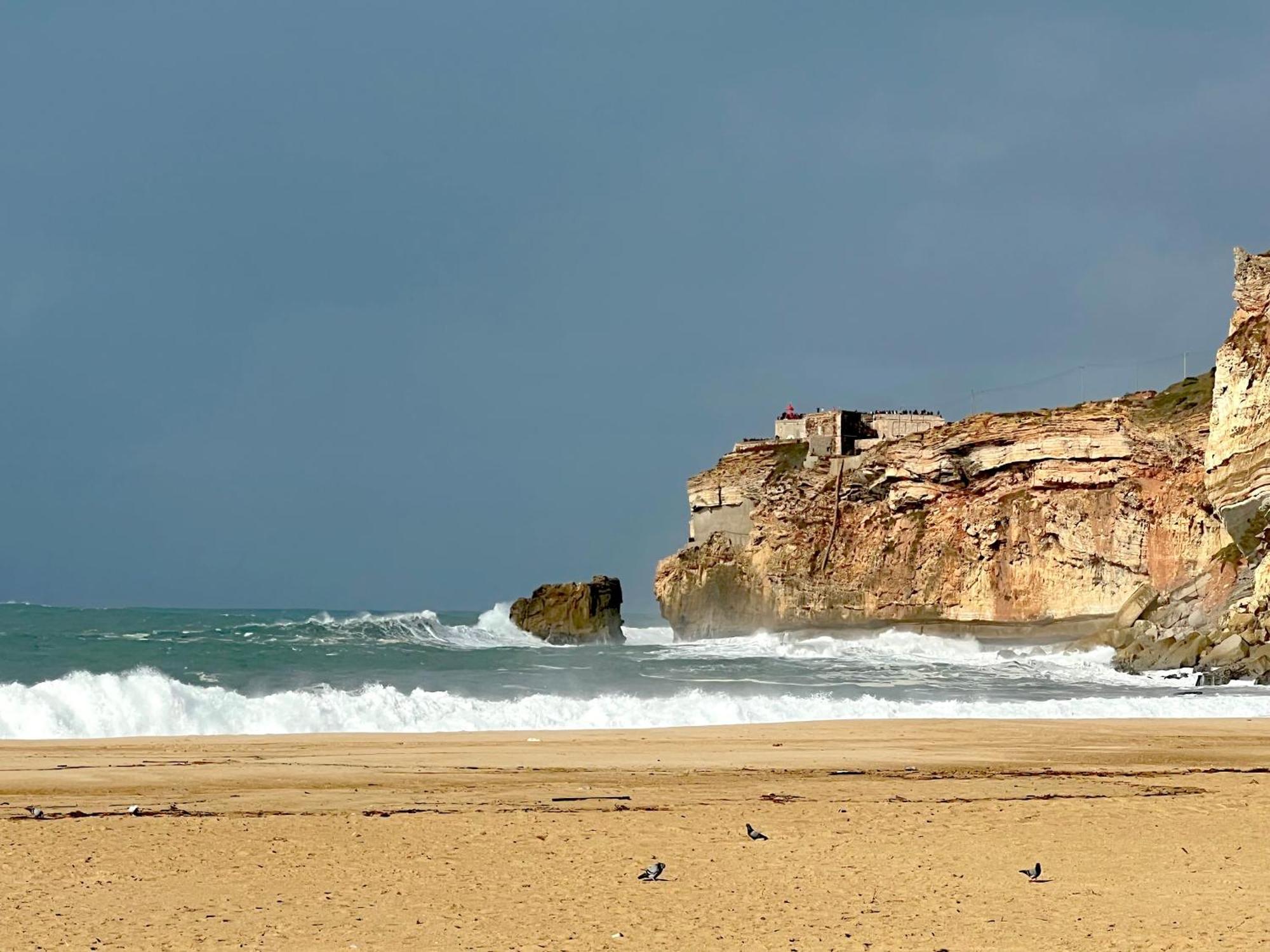 Nazare Oasis Suites Экстерьер фото