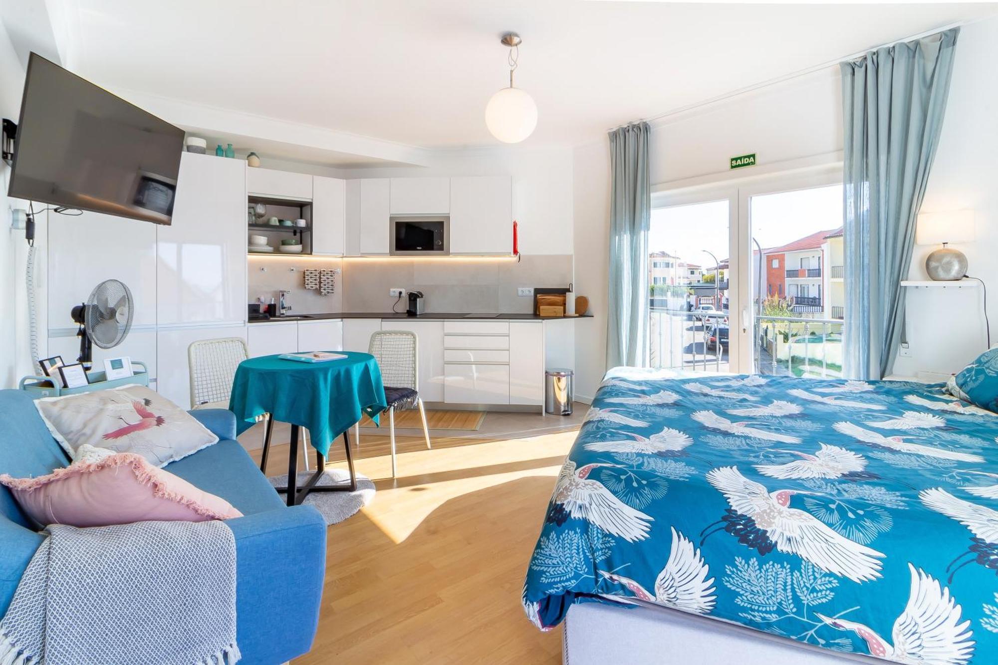 Nazare Oasis Suites Экстерьер фото