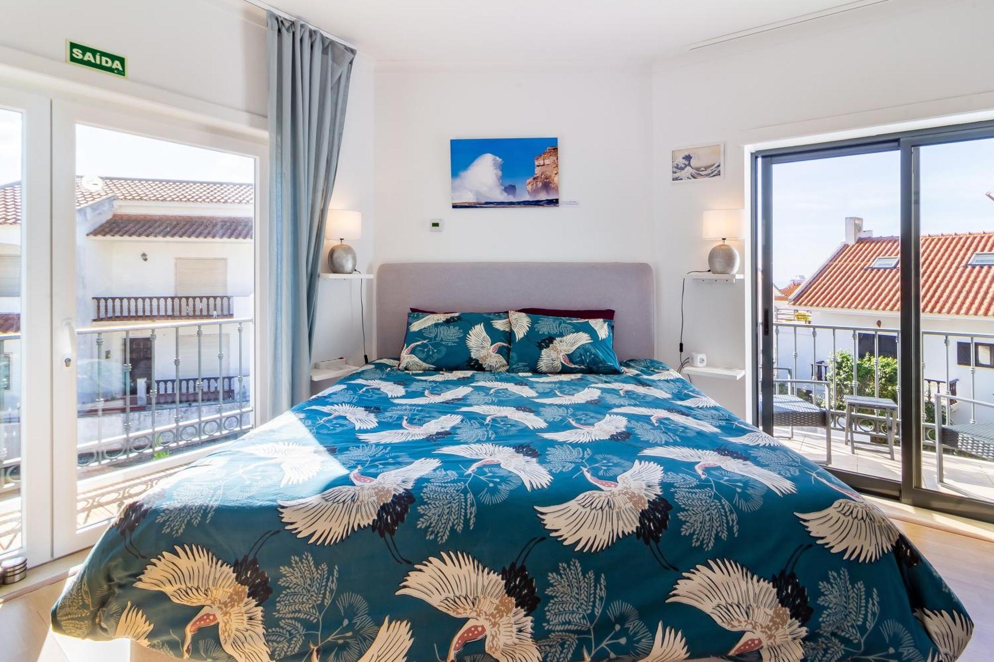 Nazare Oasis Suites Экстерьер фото